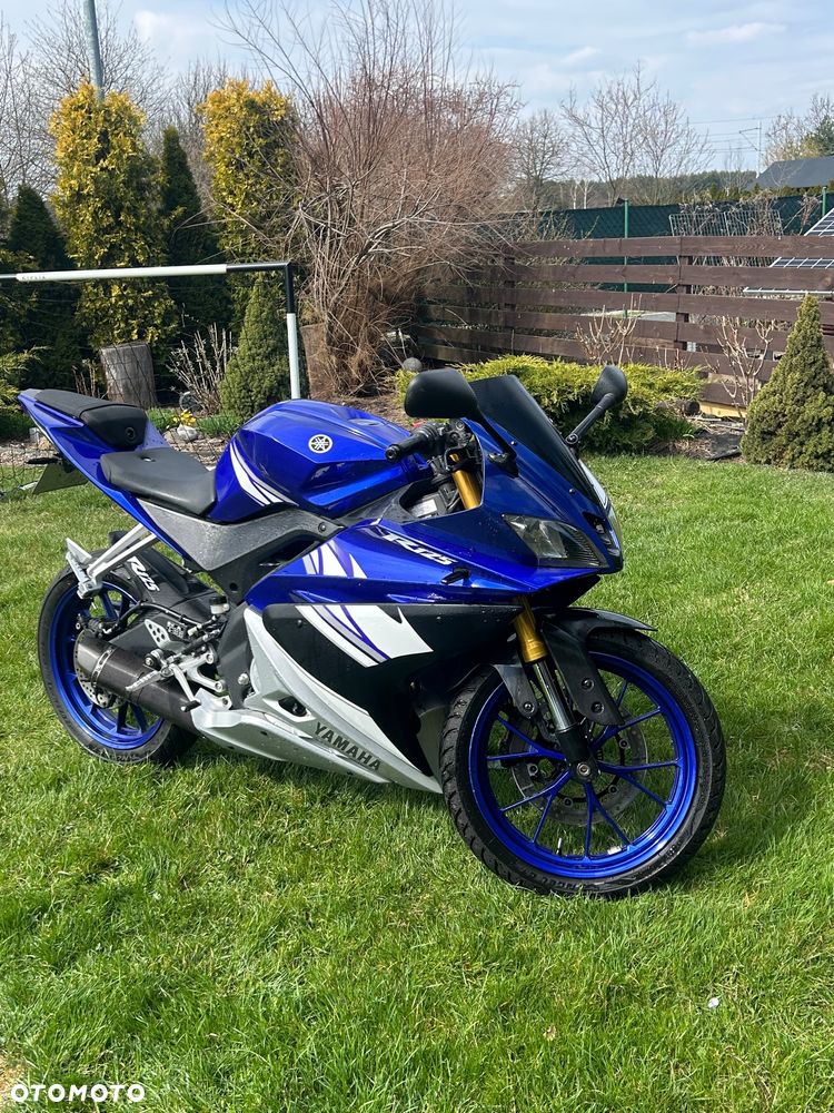 Yamaha YZF - 4
