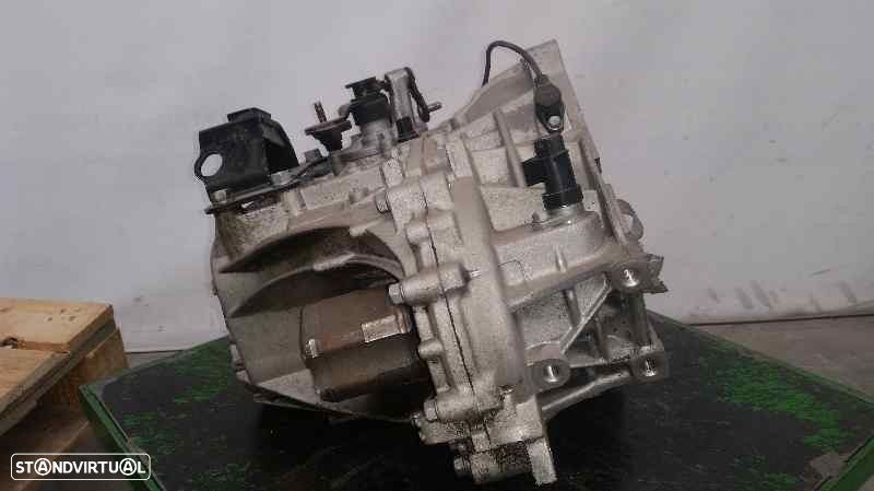 CAIXA VELOCIDADES KIA CEED FASTBACK 2011 -WBJ6 - 2