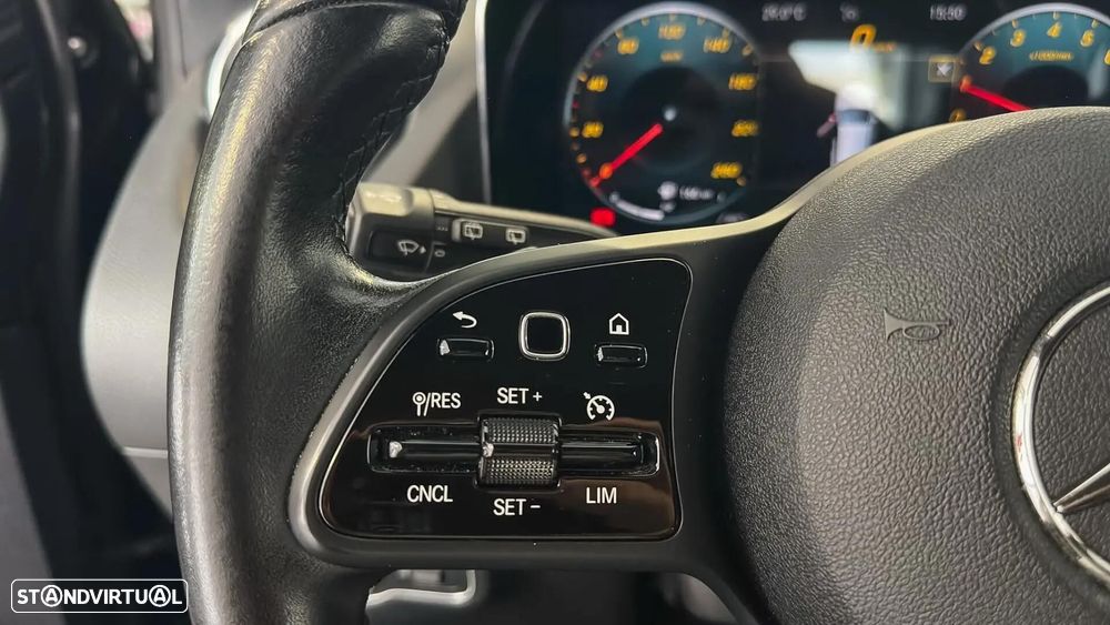 Mercedes-Benz GLA 250 - 30