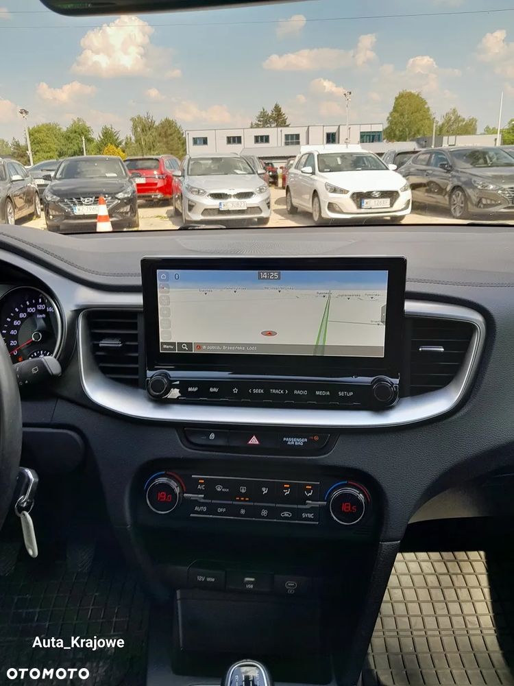 Kia Ceed 1.5 T-GDI M - 13