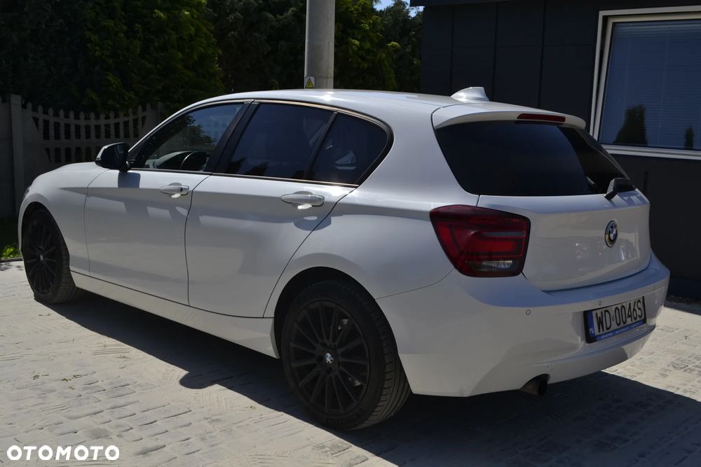 BMW Seria 1 118i Sport Line - 18