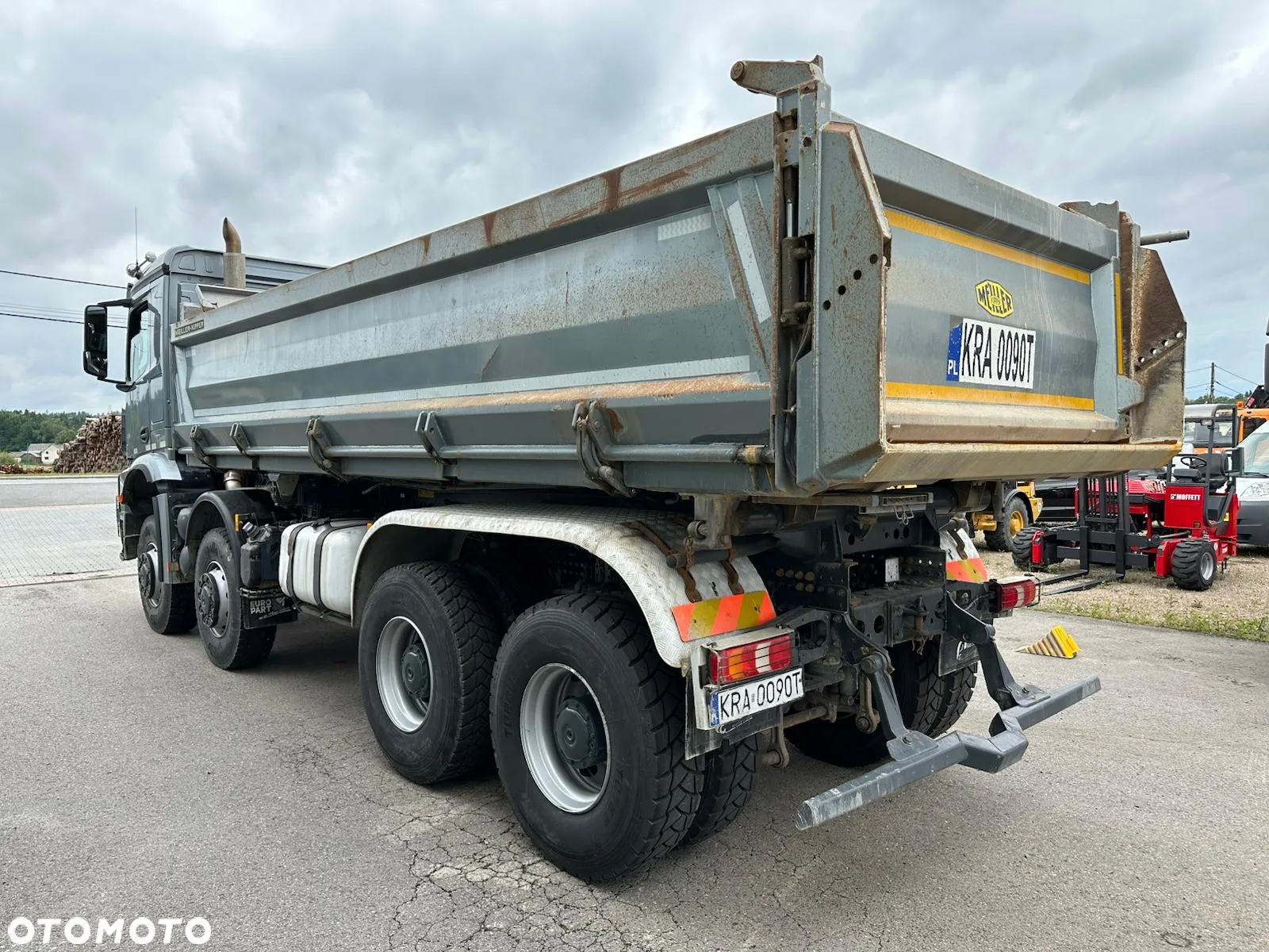 Mercedes-Benz Arocs 4151 8x8 - 6