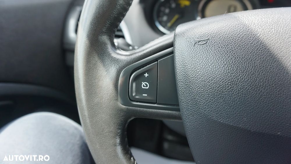 Renault Megane ENERGY dCi 110 EDC LIMITED - 22
