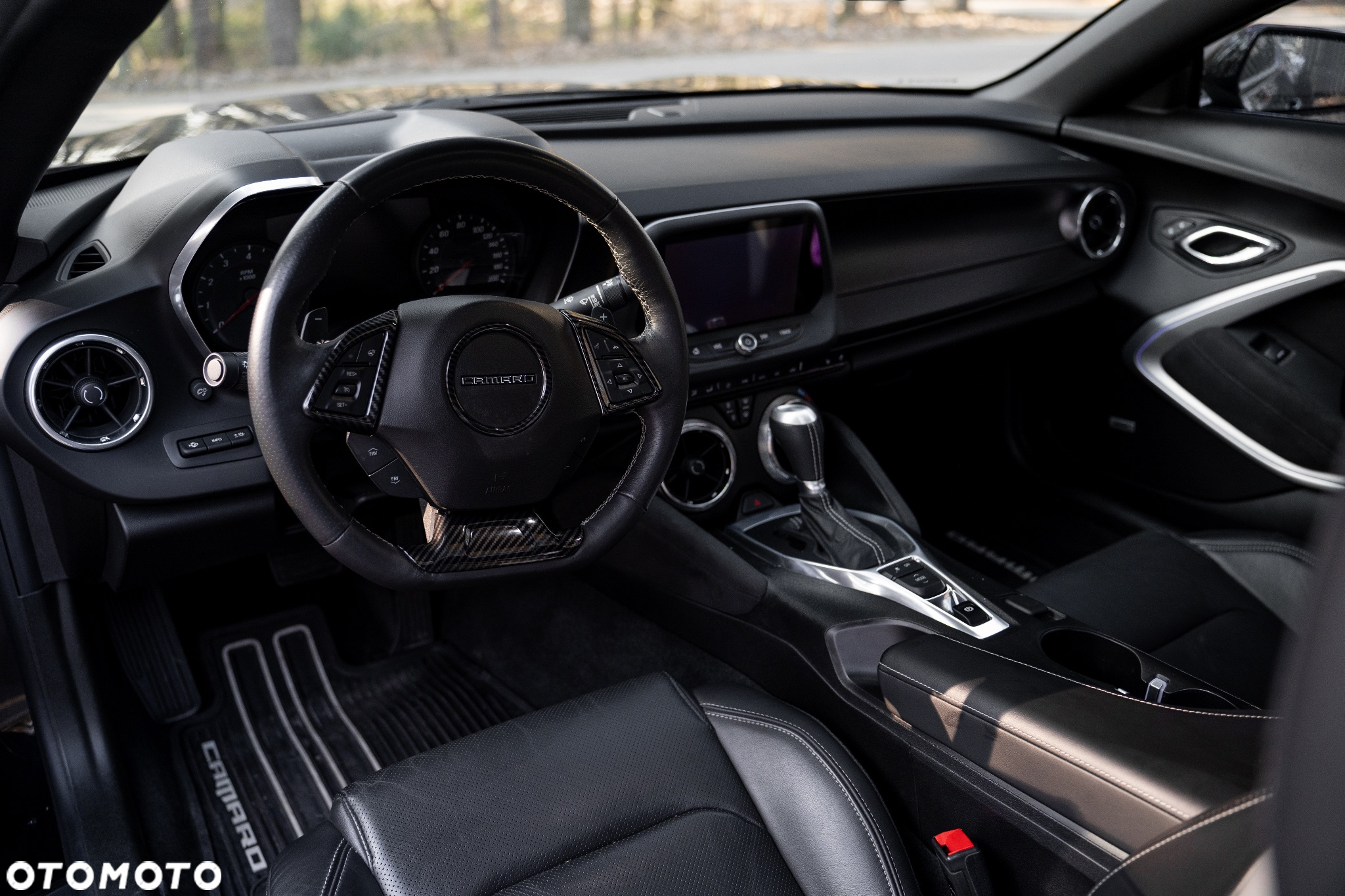 Chevrolet Camaro - 12