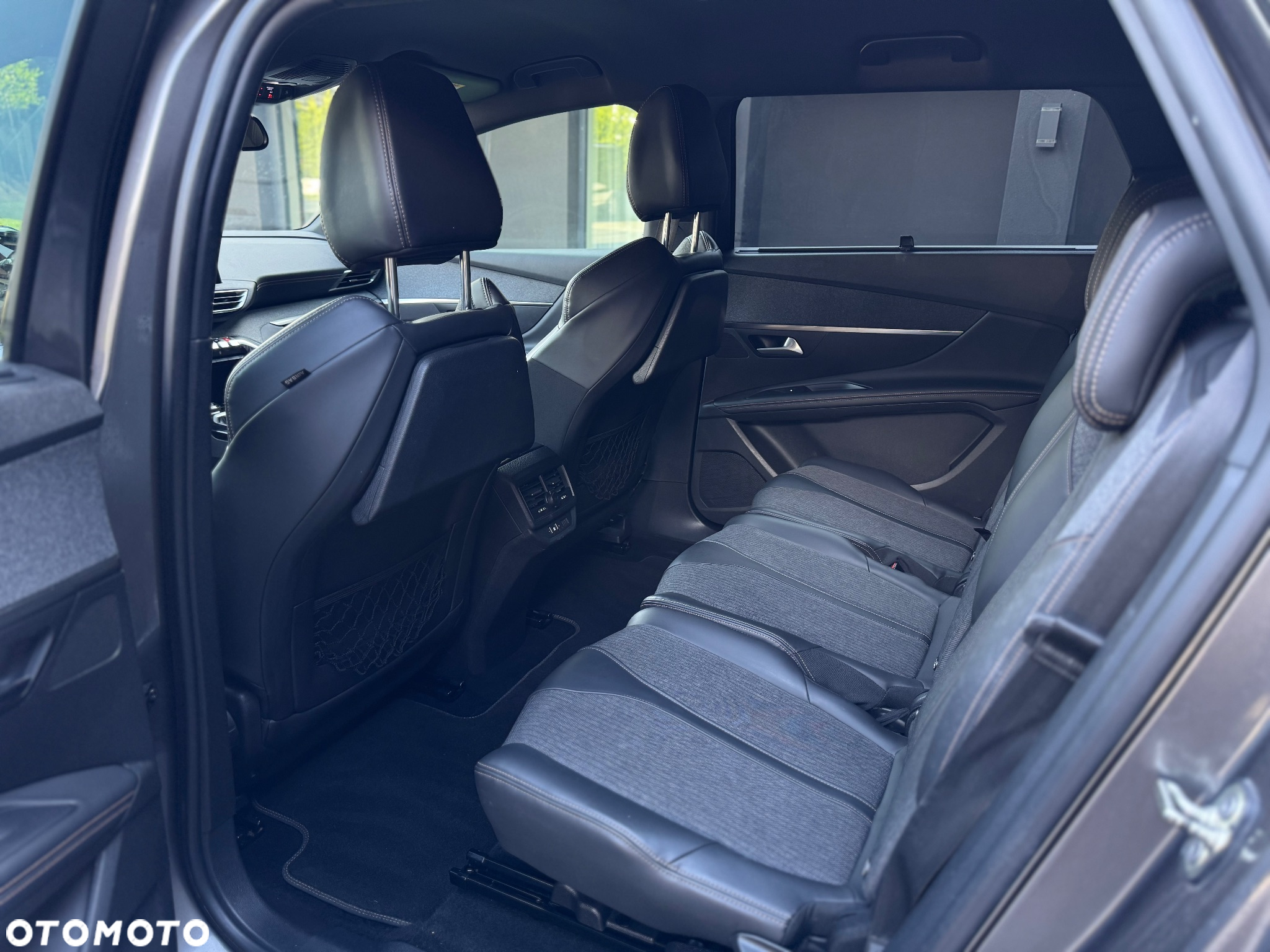 Peugeot 5008 2.0 BlueHDI Allure S&S - 16