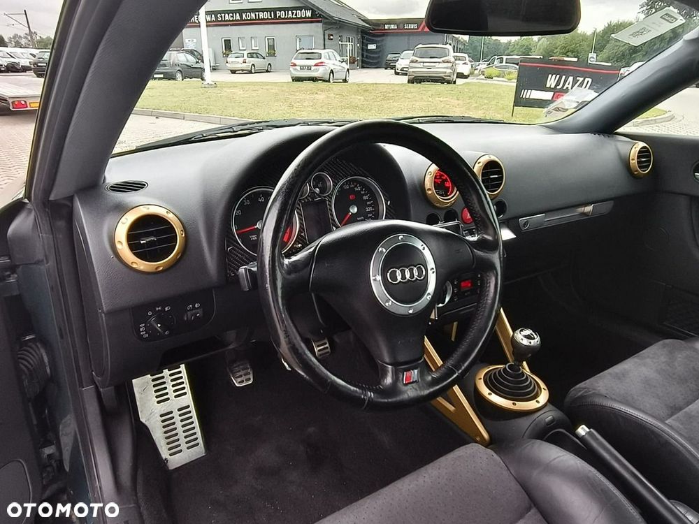Audi TT Coupé - 11