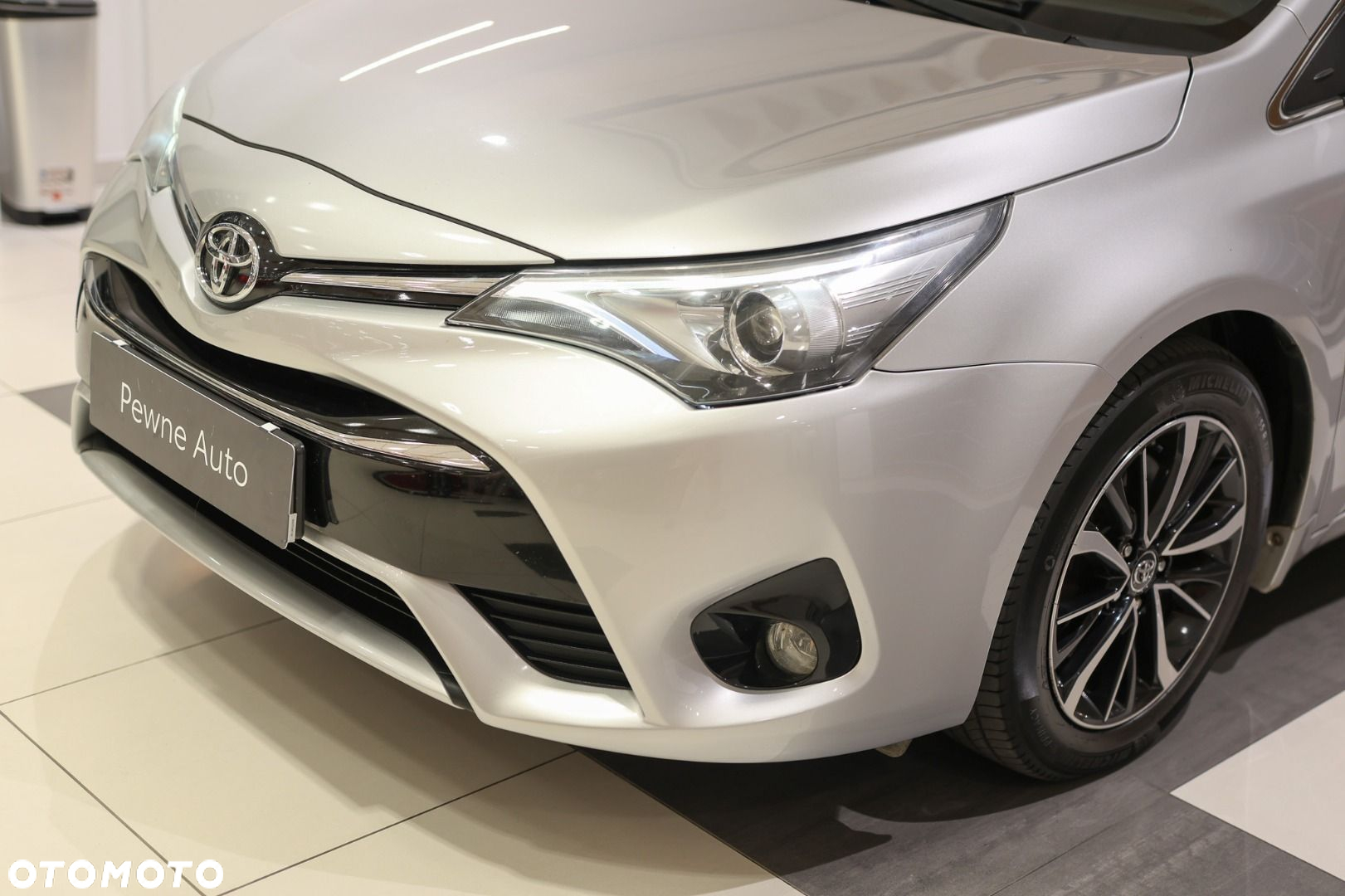 Toyota Avensis - 32