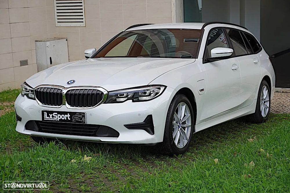 BMW 320 e Touring Corporate Edition Auto - 2