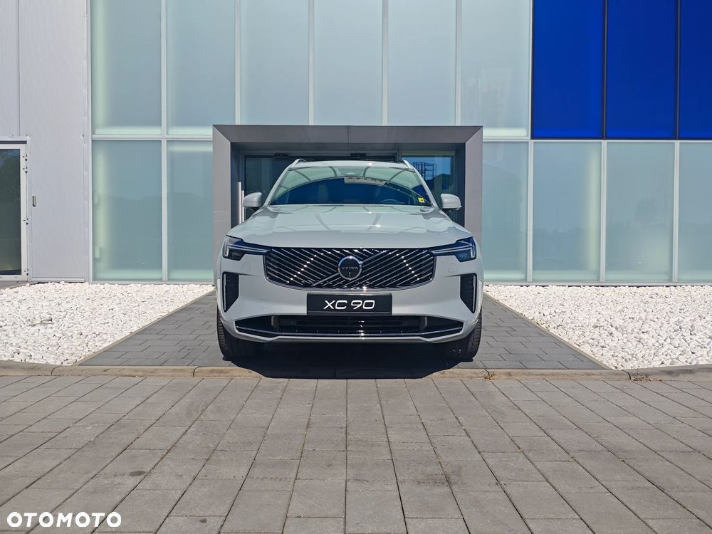 Volvo XC 90 - 2