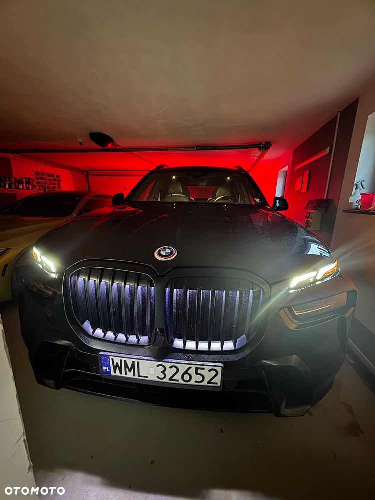 BMW X7 xDrive40i - 32
