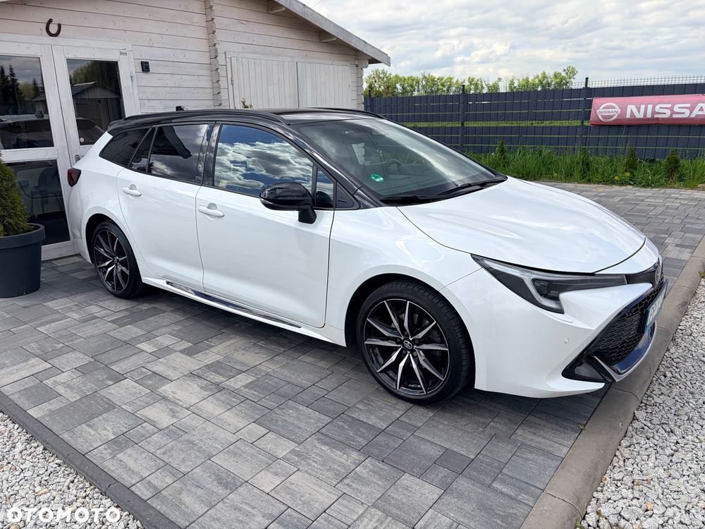 Toyota Corolla 2.0 Hybrid GR Sport Dynamic - 3