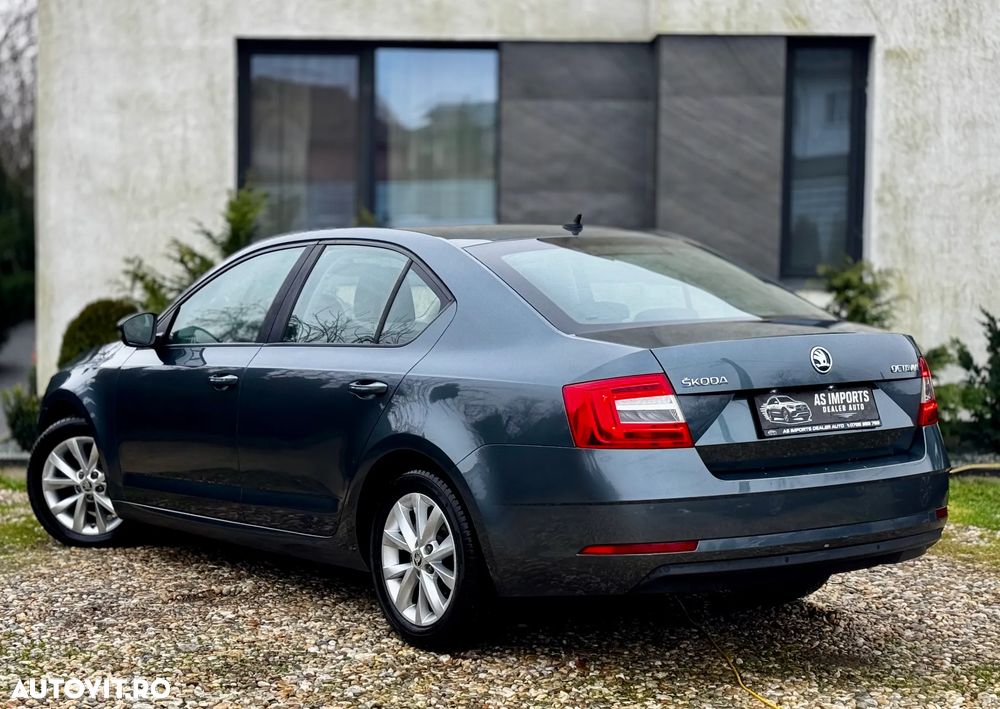 Skoda Octavia 1.6 TDI Ambition - 4