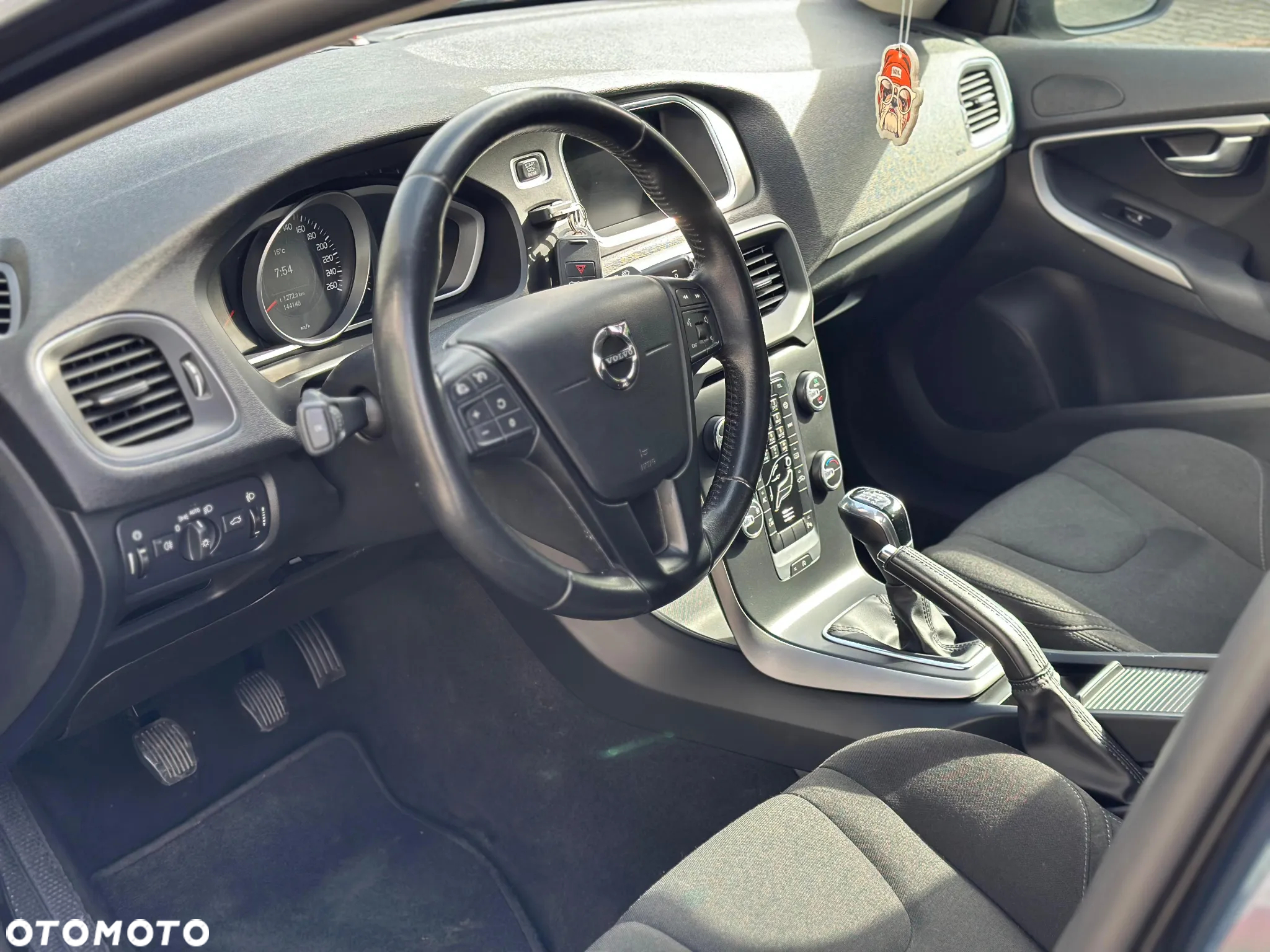 Volvo V40 D2 Drive-E Momentum - 7