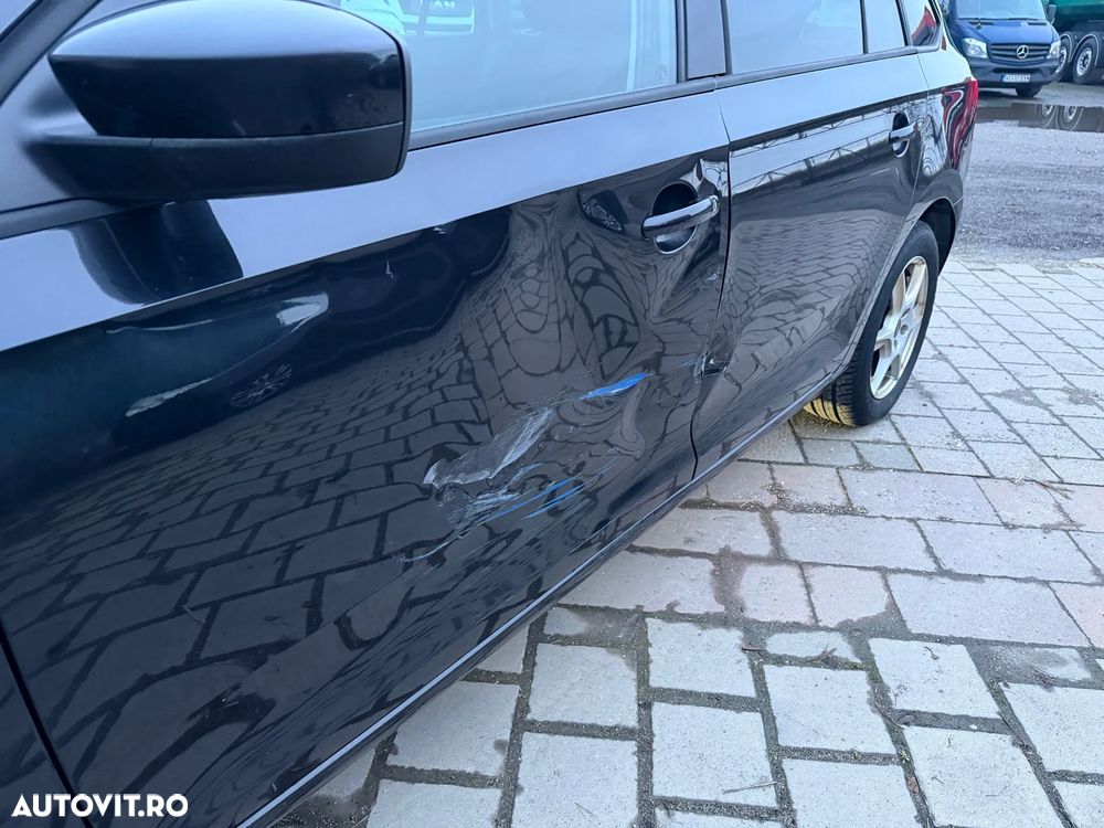 Skoda RAPID Spaceback 1.6 TDI Elegance - 26