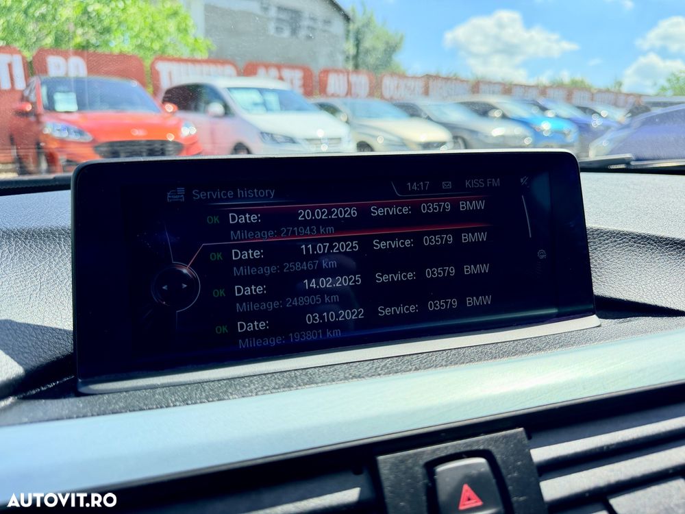 BMW Seria 3 - 32