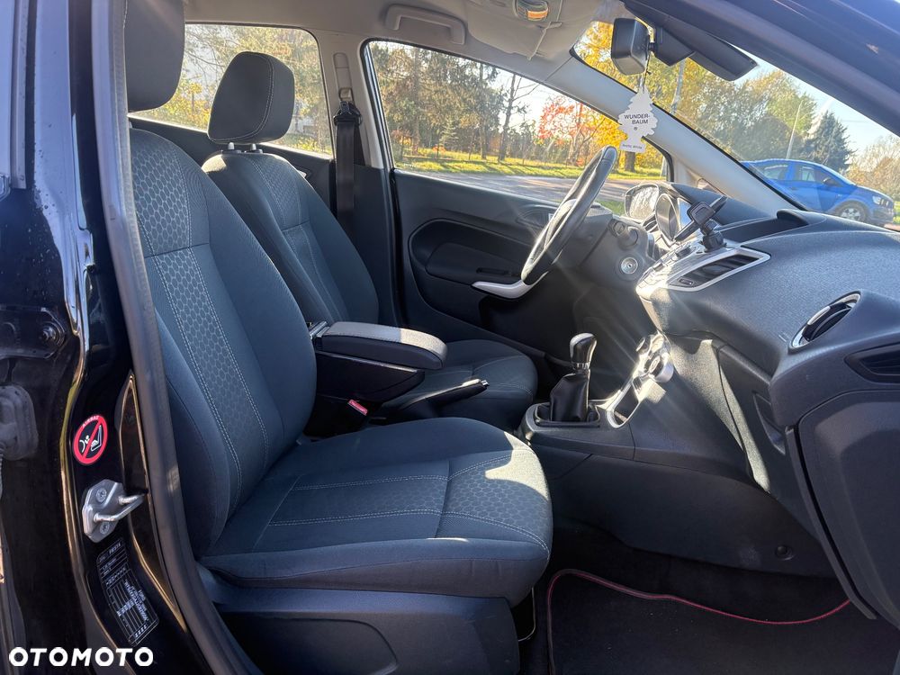 Ford Fiesta 1.25 Titanium EU5 - 13