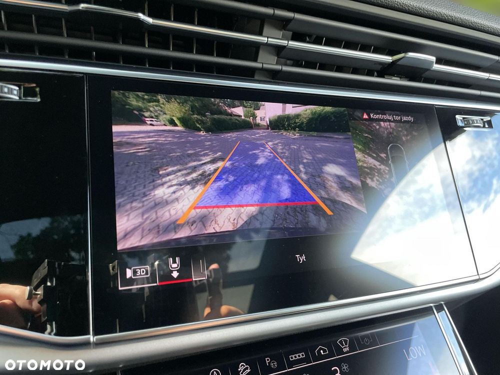 Audi Q8 - 35