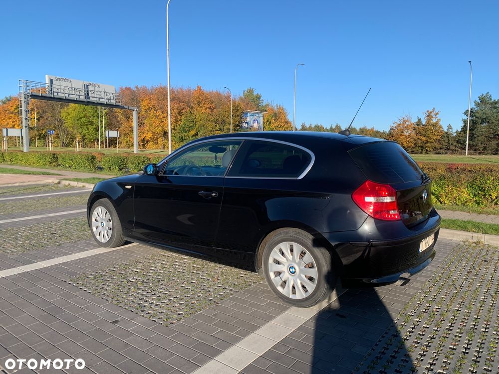 BMW Seria 1 120d - 6