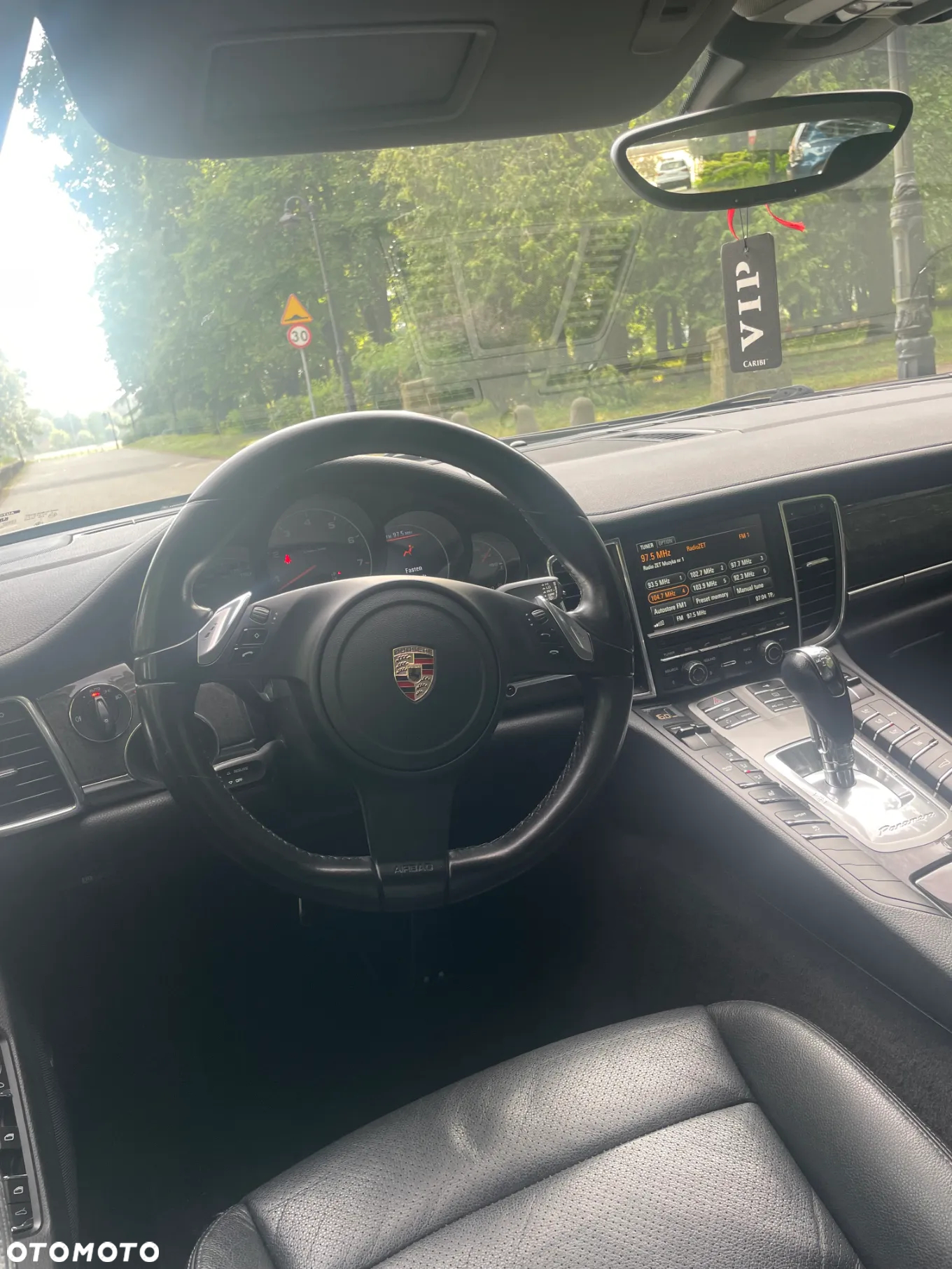 Porsche Panamera 4 PDK Platinum Edition - 13
