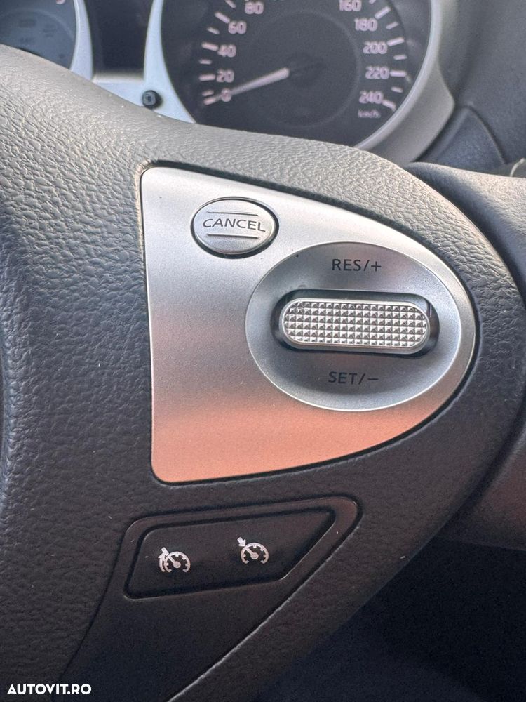 Nissan Juke 1.6 CVT Acenta - 21