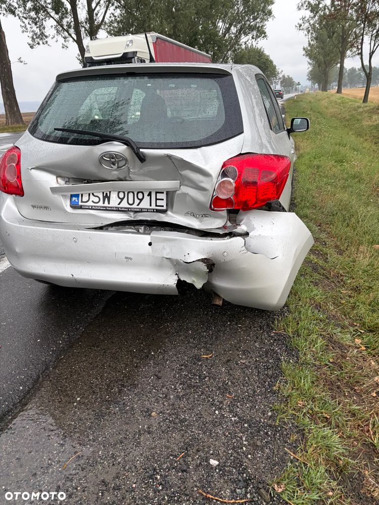 Toyota Auris - 13