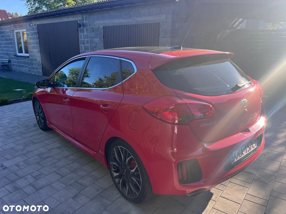 Kia Ceed Cee'd 1.6 T-GDI GT L - 11