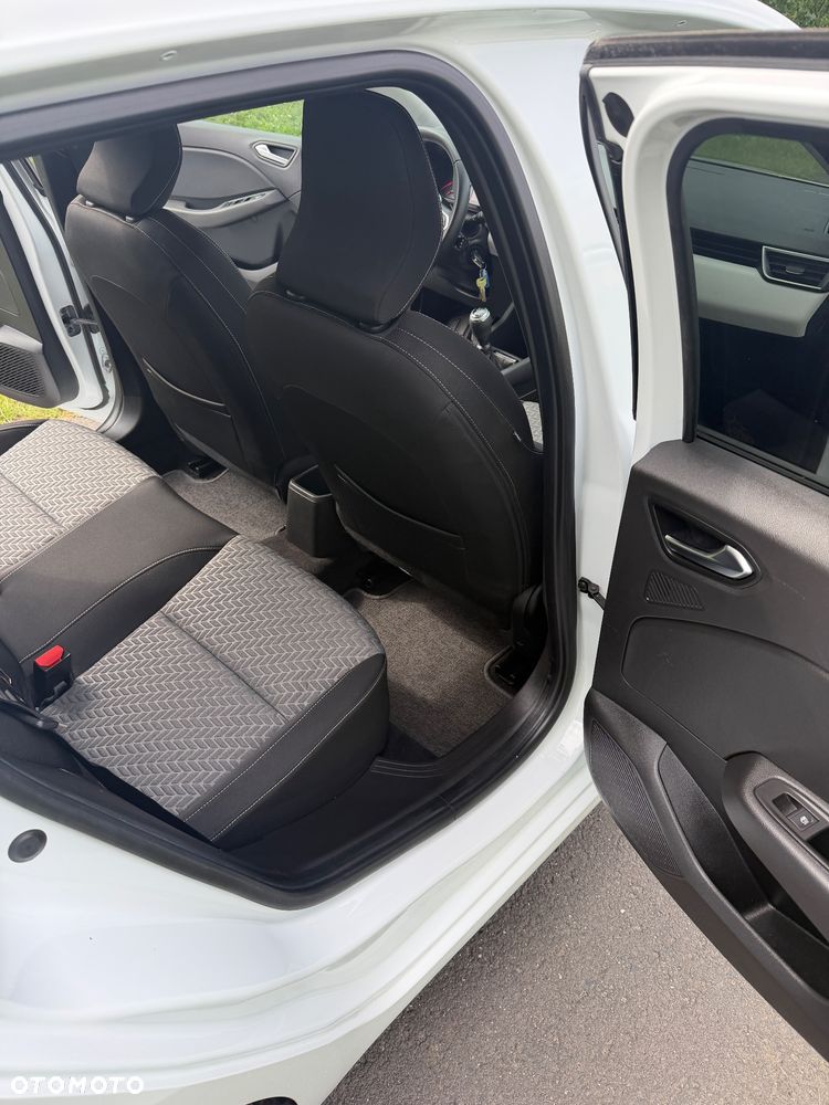 Renault Clio - 9