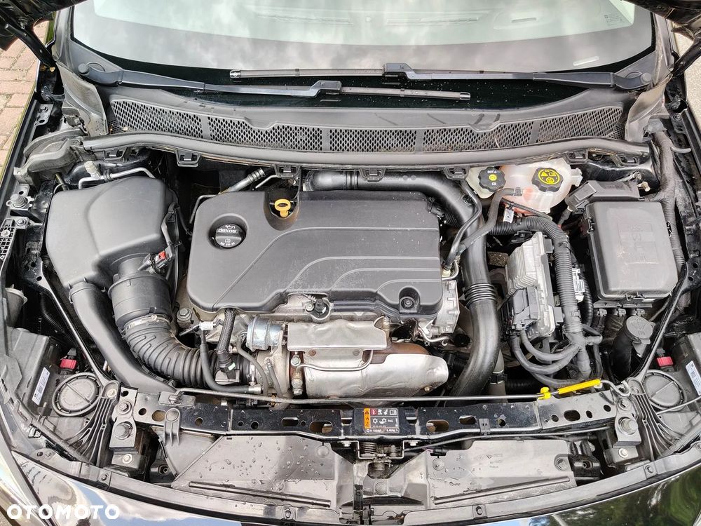 Opel Astra 1.4 Turbo Edition - 38