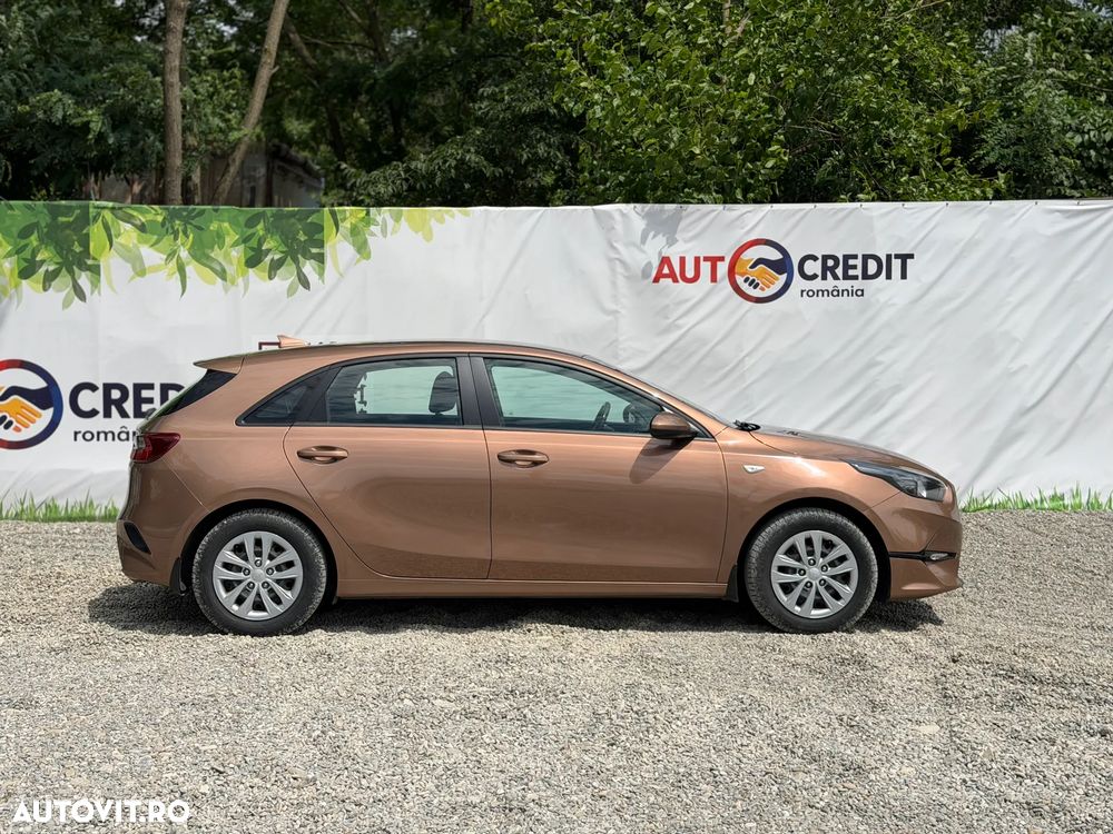 KIA Ceed 2022 — imagine 23