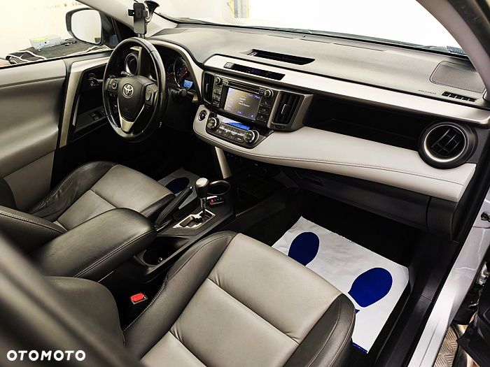 Toyota RAV4 - 39