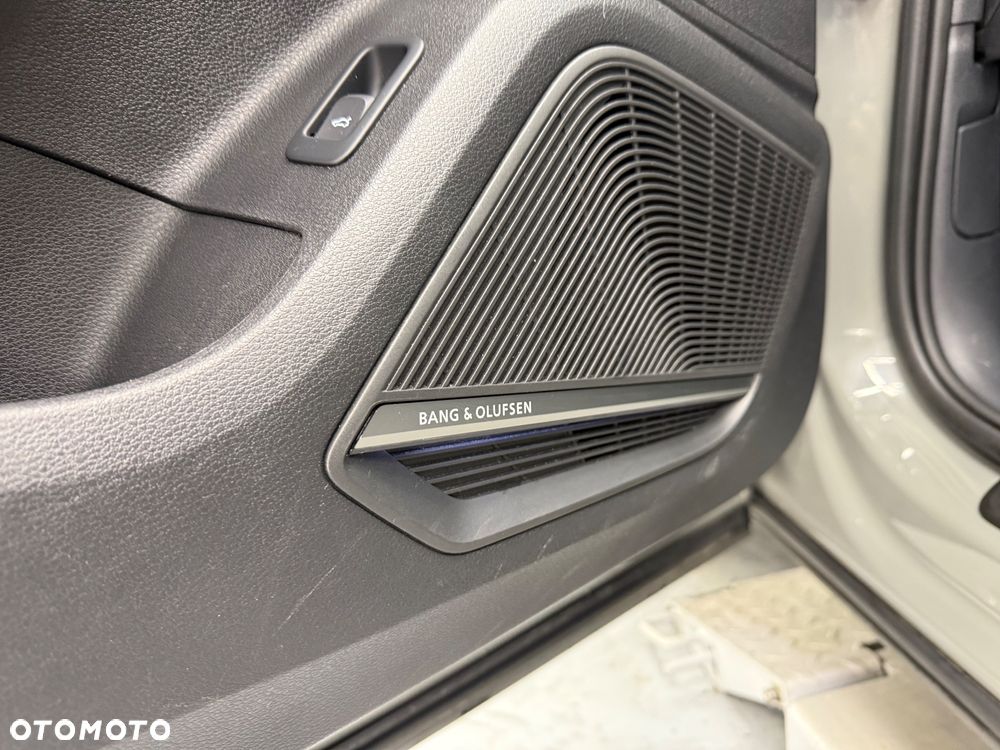 Audi Q2 2.0 TDI Quattro S tronic sport - 19