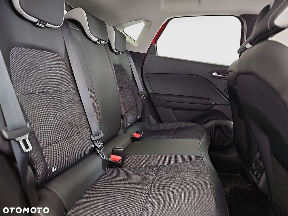 Renault Captur 1.3 TCe mHEV Techno EDC - 26