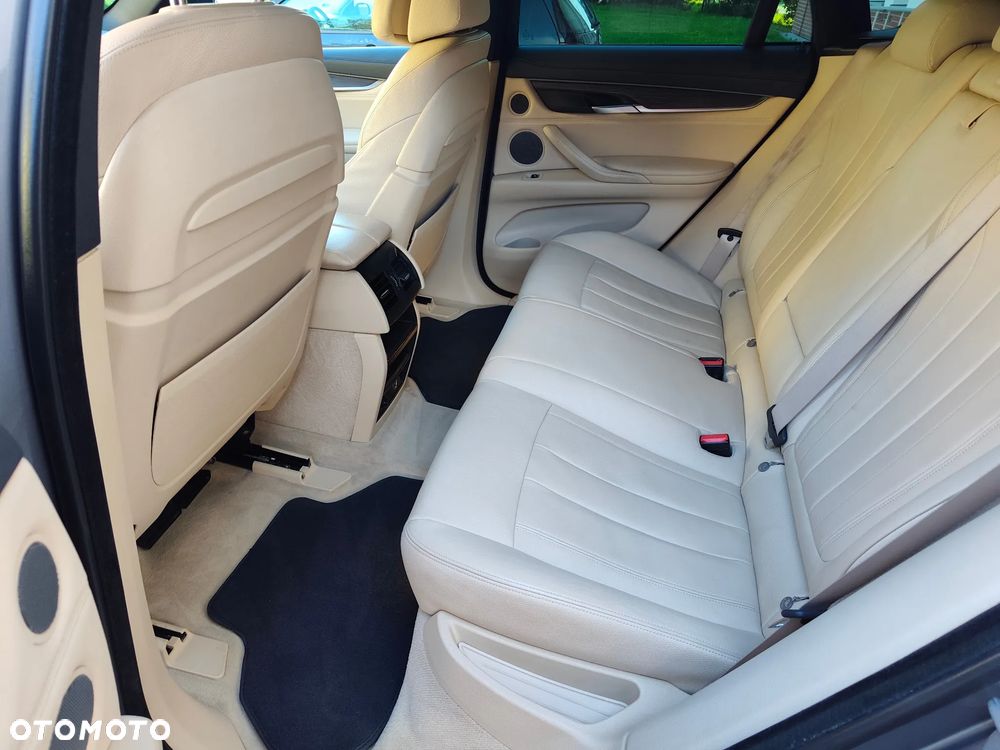 BMW X6 xDrive40d M Sport - 29
