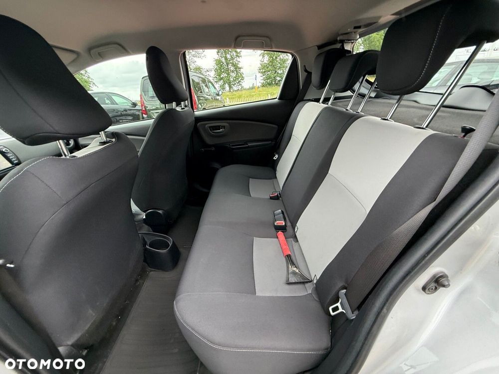 Toyota Yaris 1.5 Premium - 12