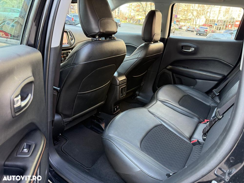 Jeep Compass 1.3 T4 4xe Automatik Limited - 11