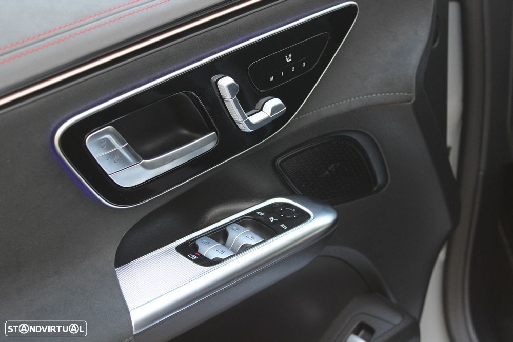 Mercedes-Benz EQE 300 AMG Line - 17