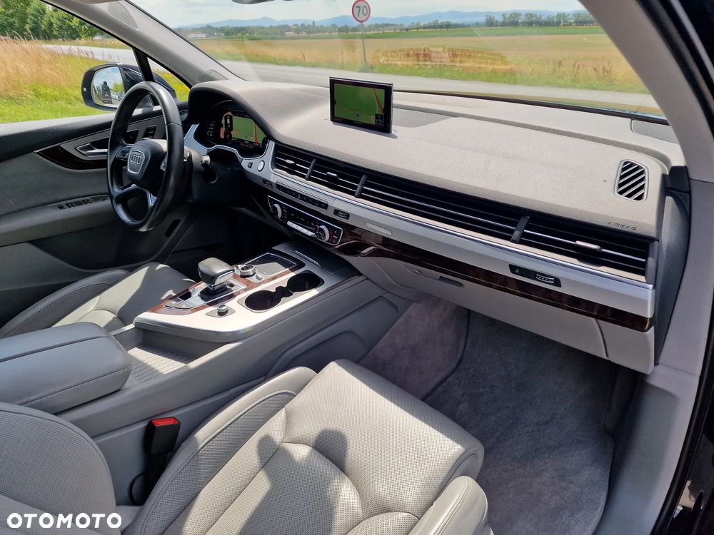 Audi Q7 3.0 TDI Quattro Tiptronic - 31