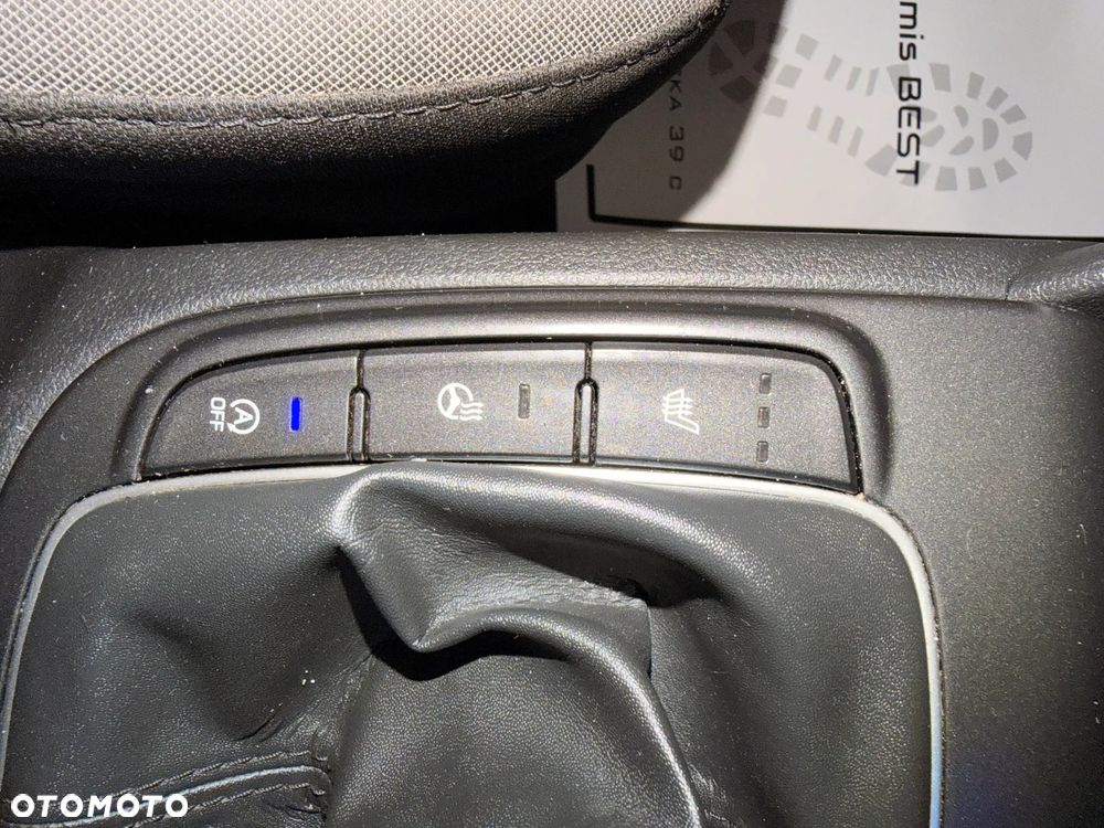 Hyundai Kona - 25