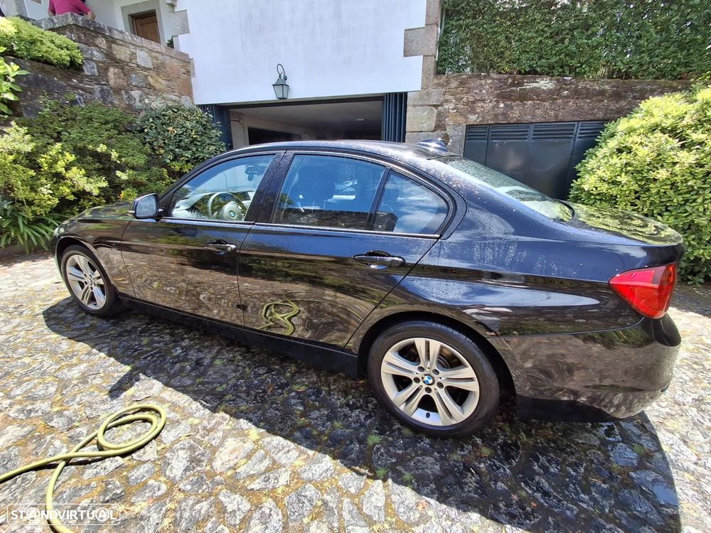 BMW 318 d Line Sport - 11