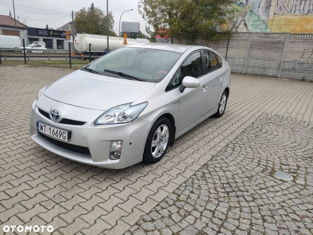 Toyota Prius - 1