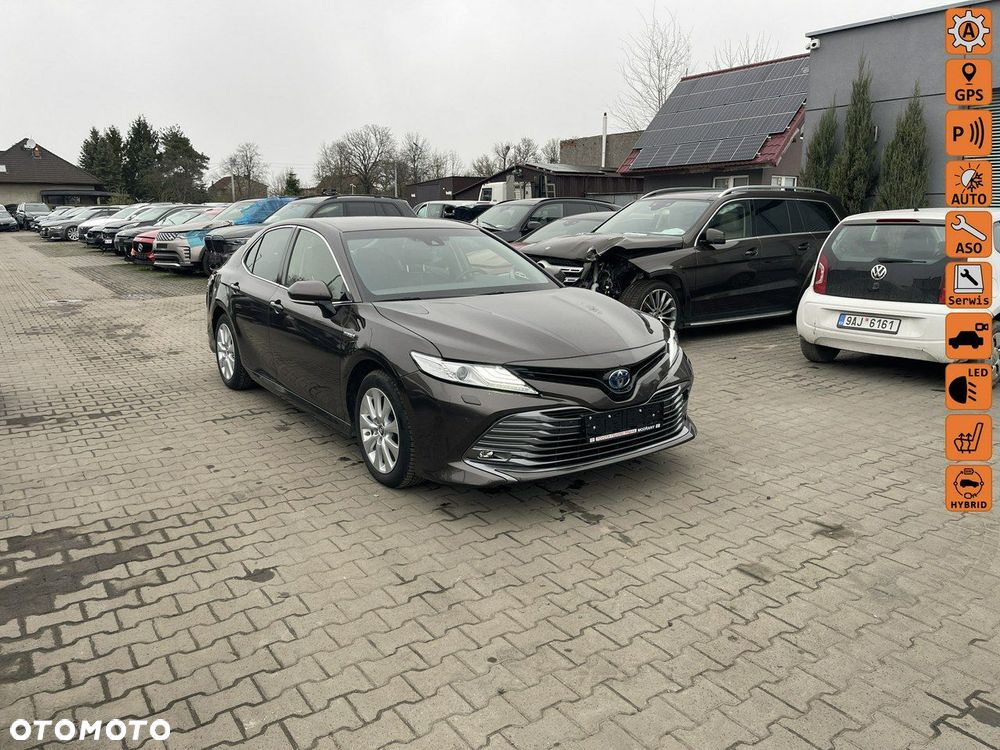 Toyota Camry 2.5 Hybrid Comfort CVT - 1
