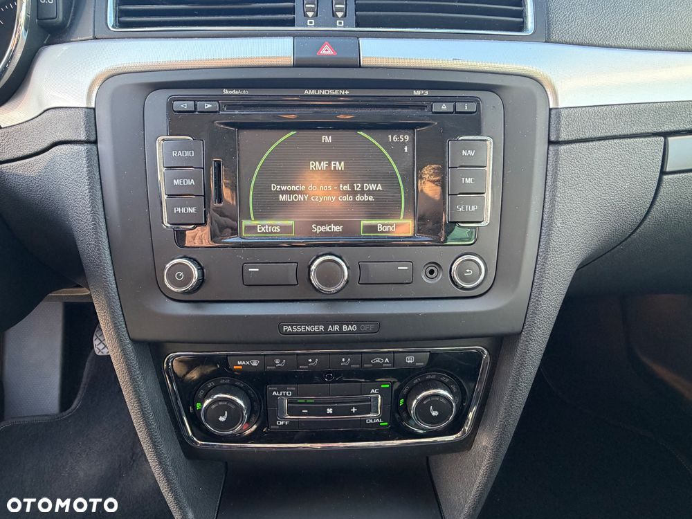 Skoda Superb 2.0 TDI Elegance - 11