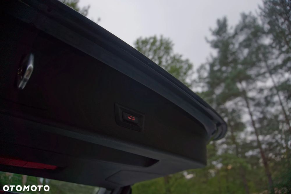 BMW X1 sDrive18i Advantage - 21