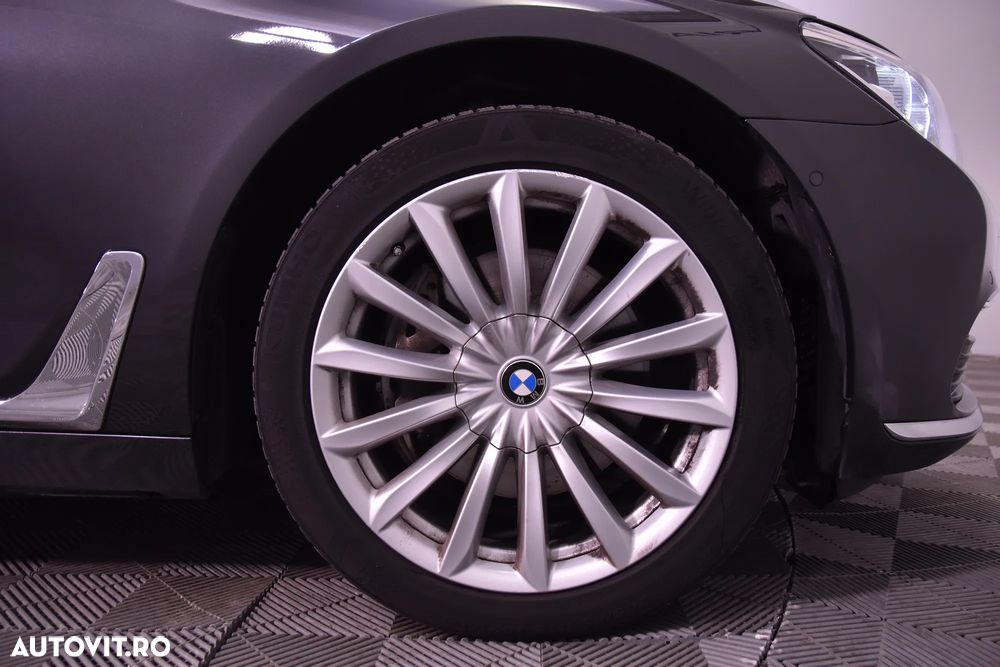 BMW Seria 7 730Ld xDrive - 13