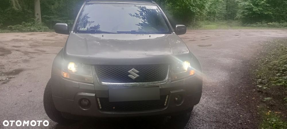 Suzuki Grand Vitara 1.9 DDiS - 2