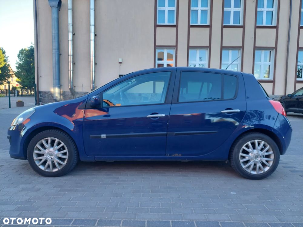 Renault Clio - 5