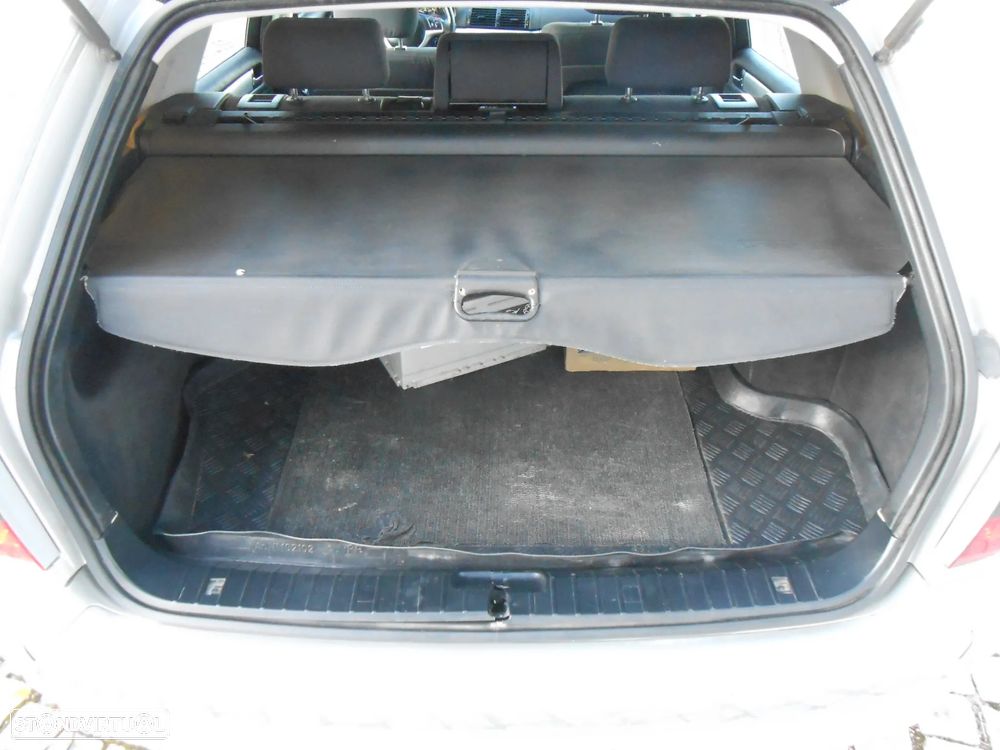 BMW 330 d Touring - 19