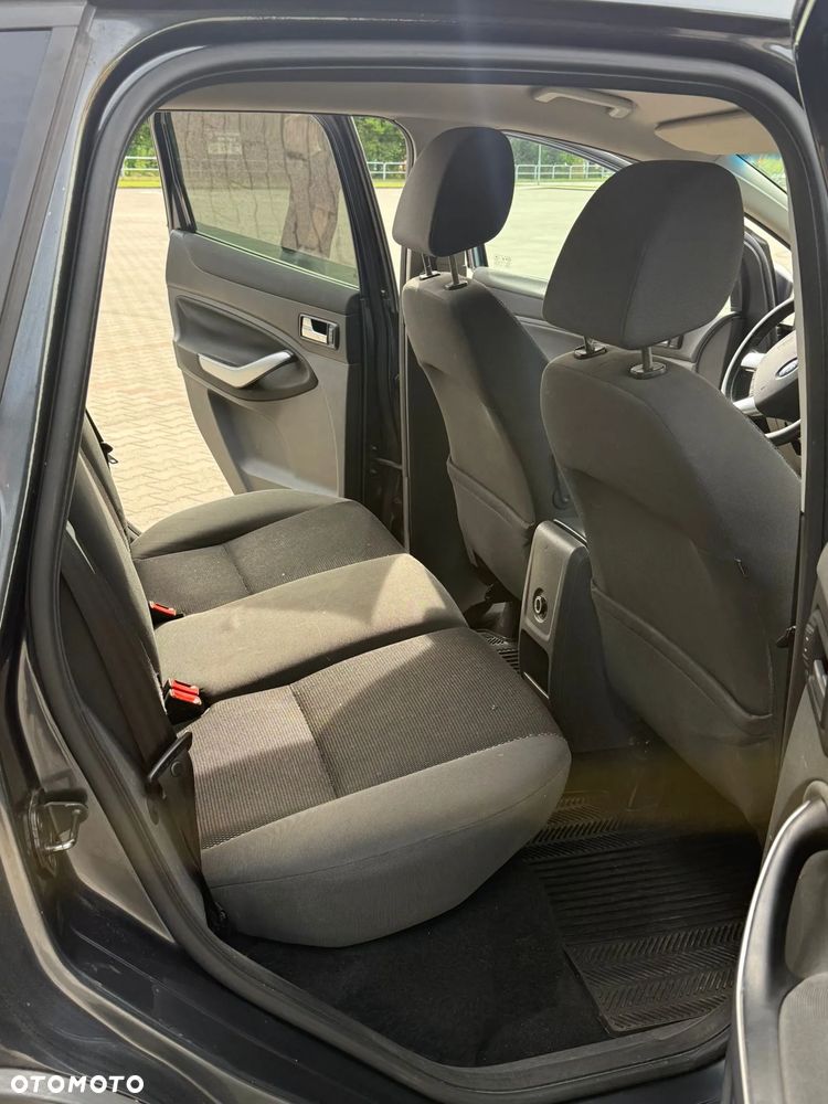 Ford Kuga 2.0 TDCi Trend - 8