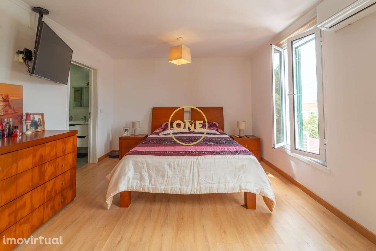 Moradia V2+1 no Centro de Ponta Delgada - Grande imagem: 5/18