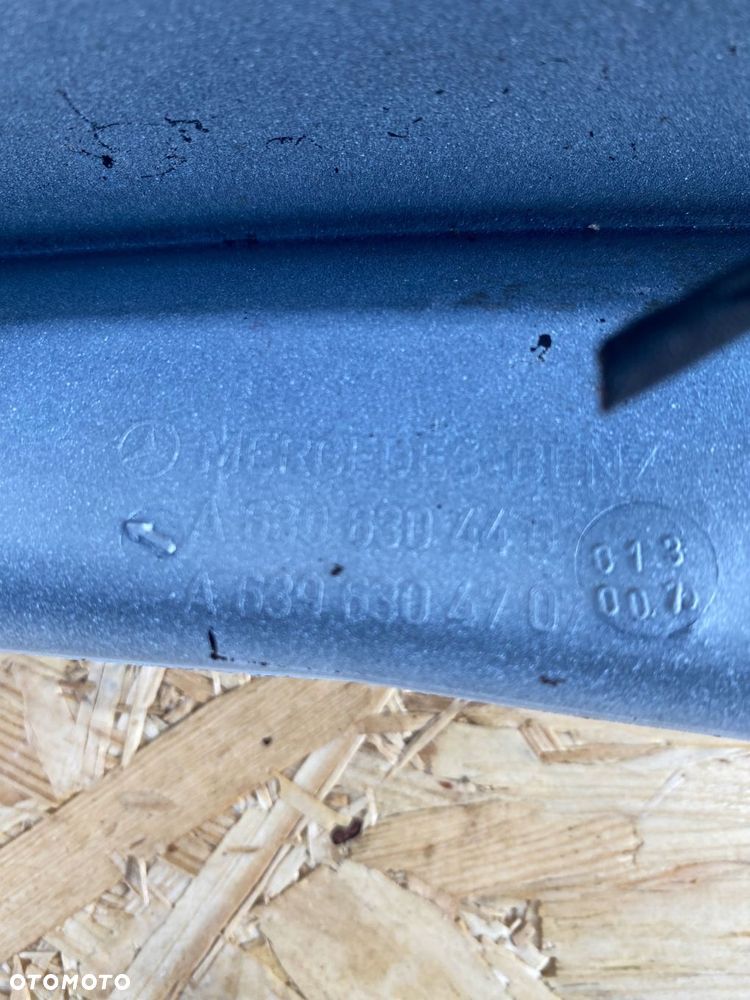 błotnik prawy mercedes vito w639 a6396304707 - 4